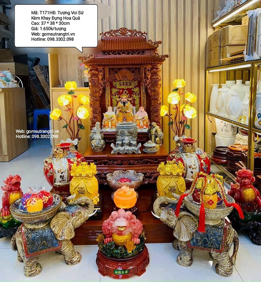 TƯỢNG VOI SỨ KÈM KHAY ĐỰNG HOA QUẢ